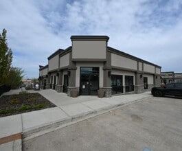 800 Broadmoor Blvd, Sherwood Park, AB à louer Photo intérieure– Image 2 sur 5