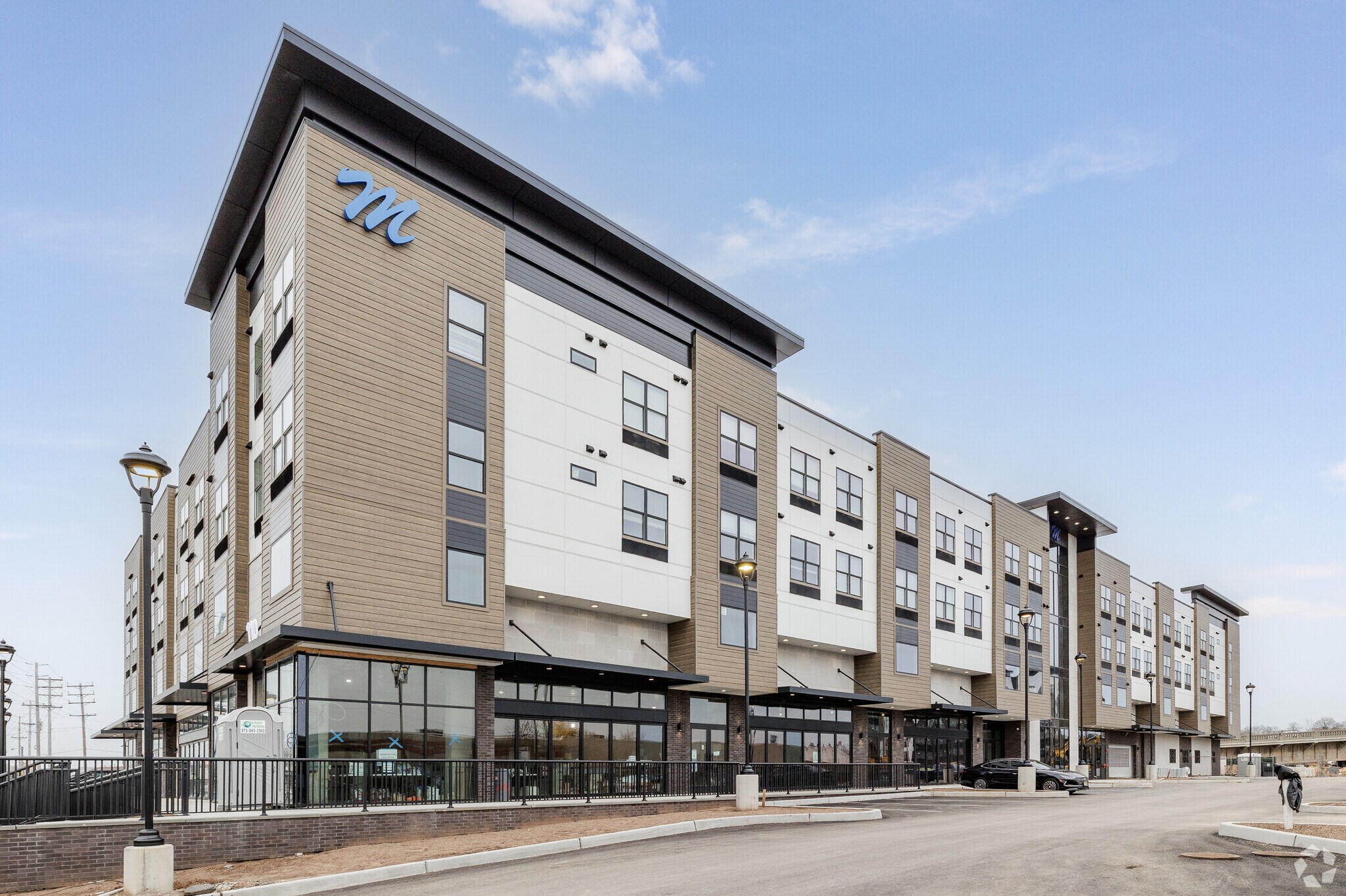 110 Bergen Tpke, Little Ferry, NJ à louer Photo principale– Image 1 sur 78