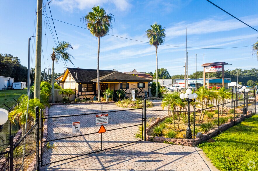 13309 E US Highway 92, Dover, FL à vendre - Photo principale – Image 1 sur 8