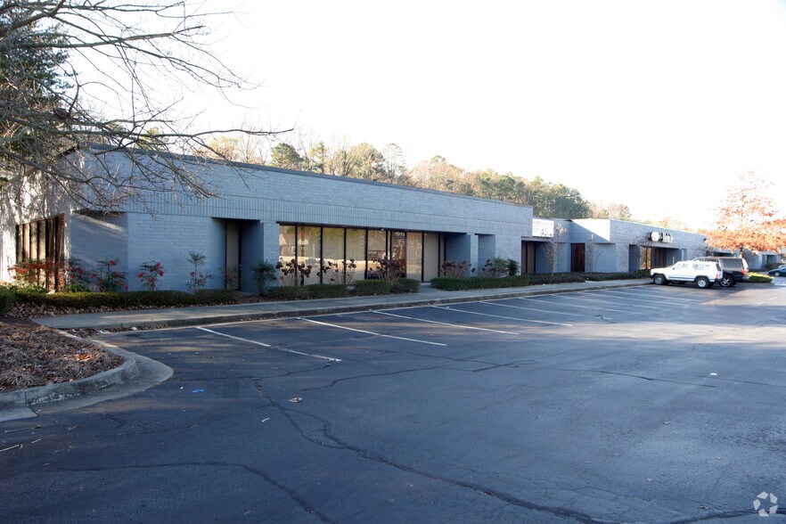 3772 Pleasantdale Rd, Doraville, GA à louer - Photo de l’immeuble – Image 2 sur 12