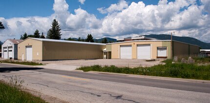 1308 Ontario St, Sandpoint, ID à louer Photo de l’immeuble– Image 1 sur 6