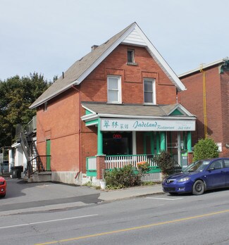 Plus de détails pour 625 Somerset St W, Ottawa, ON - Local commercial à vendre