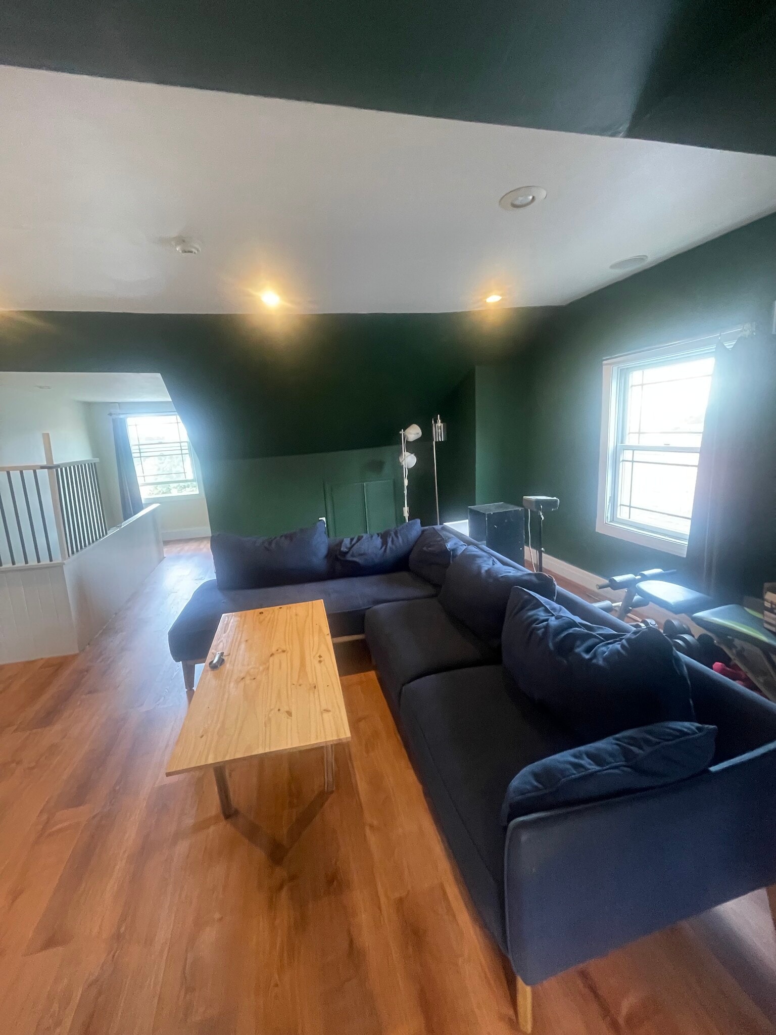 5817 Ellsworth Ave, Pittsburgh, PA à louer Photo intérieure– Image 1 sur 36