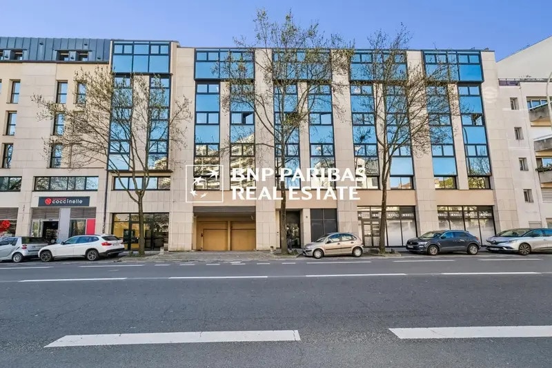 35 Boulevard Georges Clémenceau, Courbevoie à louer Photo de l’immeuble– Image 1 sur 15