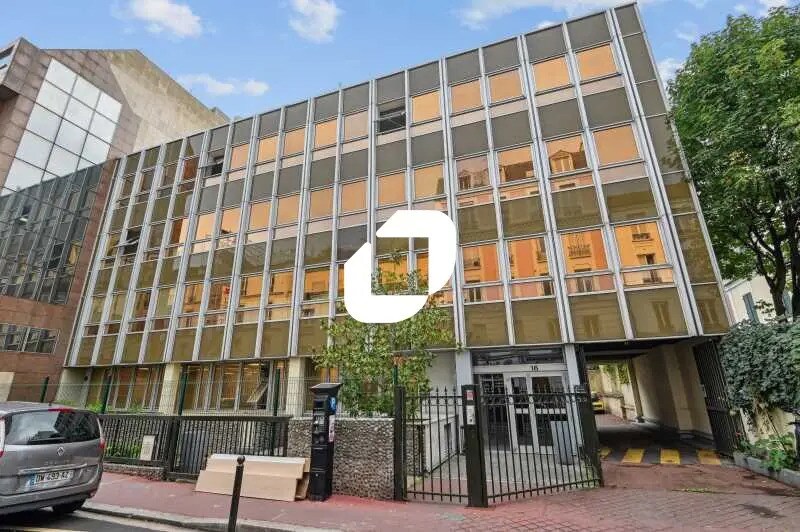 Local d’activités dans Levallois-Perret à louer Photo de l’immeuble– Image 1 sur 15