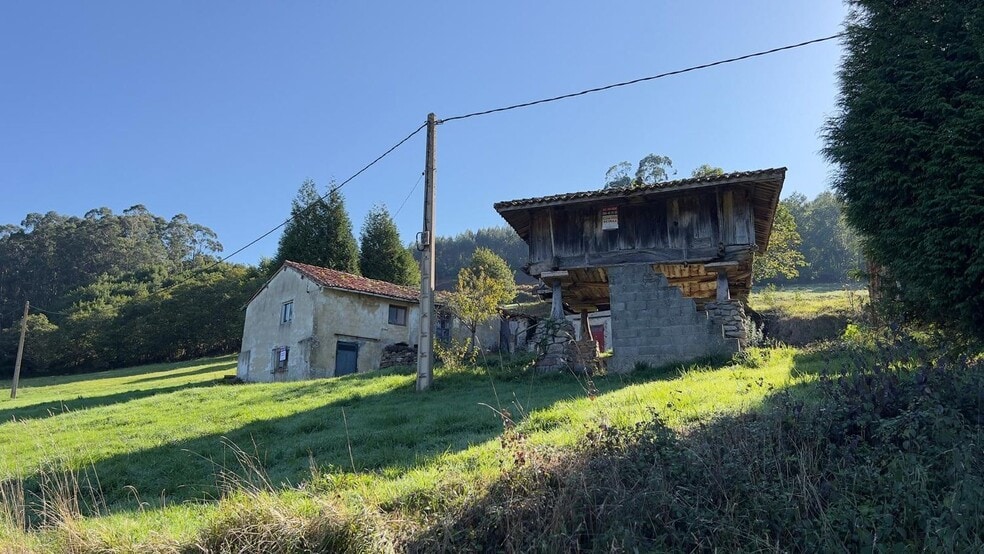 Camín de las Eras, Soto del Barco, Asturias à vendre - Photo de l’immeuble – Image 1 sur 19