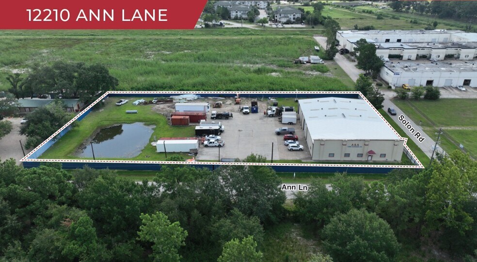 12210 Ann Ln, Houston, TX à louer - Photo de l’immeuble – Image 1 sur 4