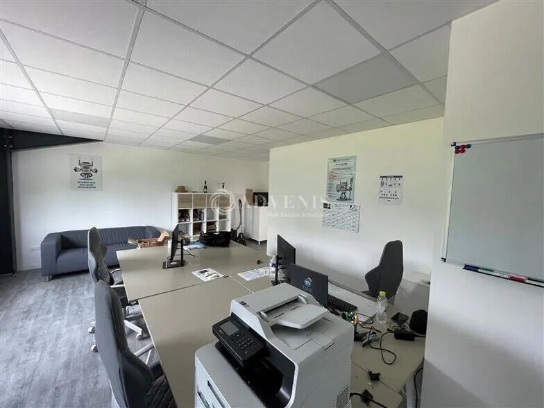 Local d’activités dans Blanquefort à louer - Photo intérieure – Image 3 sur 8