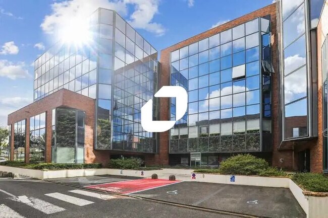 Plus de détails pour 23 Avenue Louis Bréguet, Vélizy-Villacoublay - Bureau à vendre
