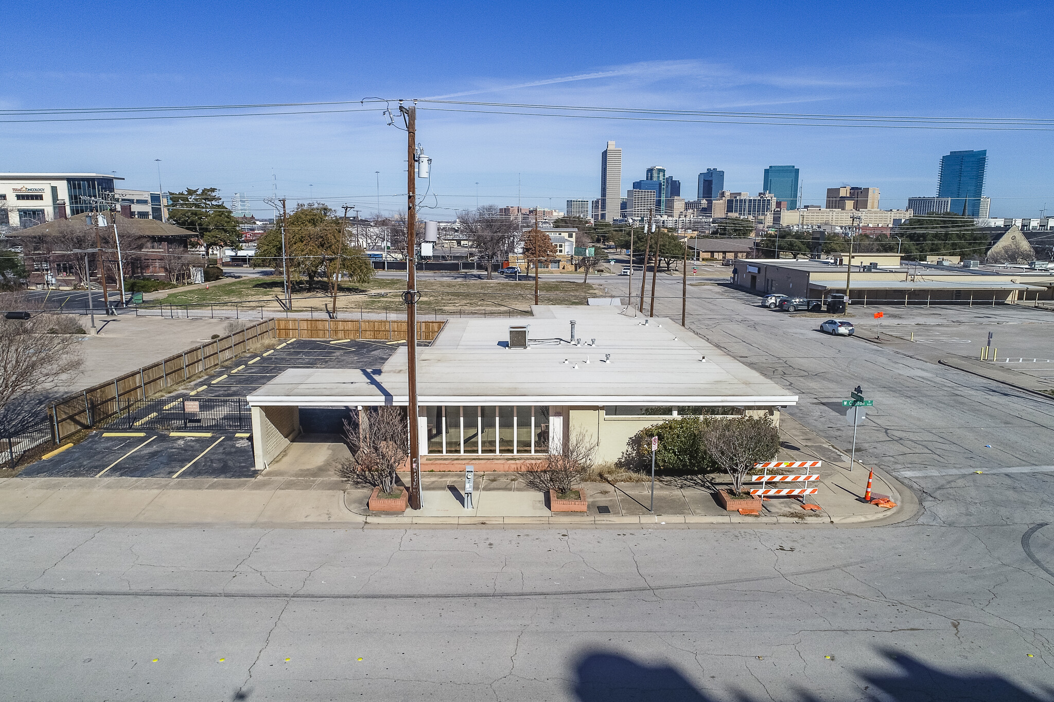 1100 W Cannon St, Fort Worth, TX à louer Photo principale– Image 1 sur 8