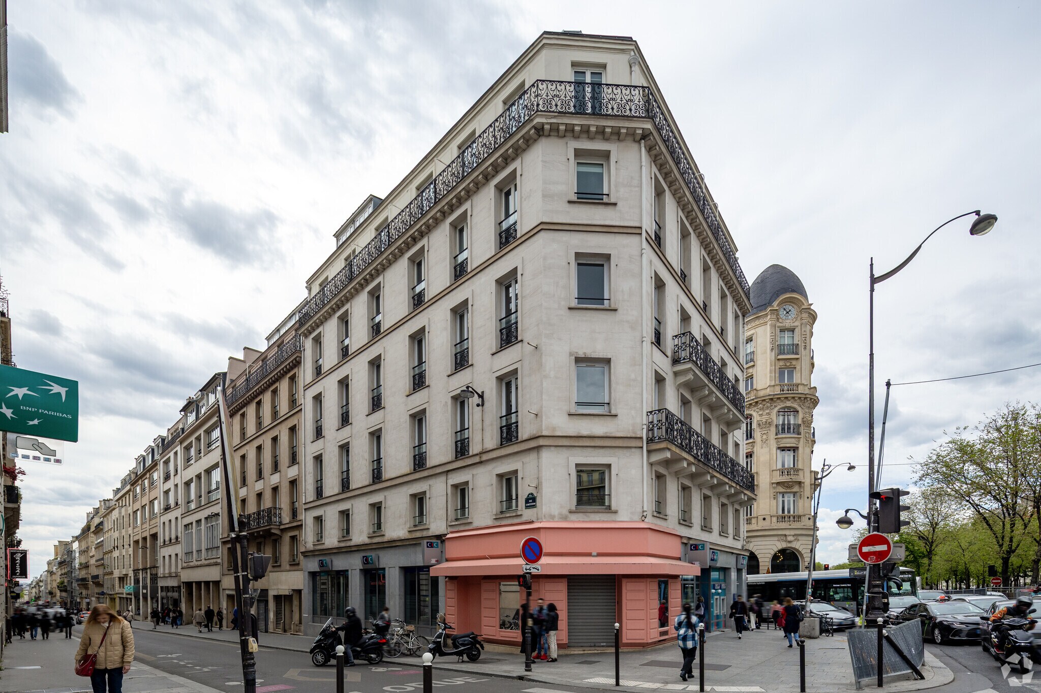 36 Rue De Saint-Pétersbourg, Paris à louer Photo de l’immeuble– Image 1 sur 22