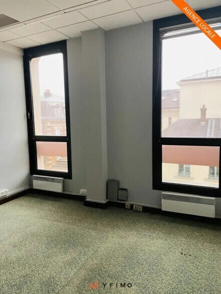 Bureau dans Boinvilliers à louer - Photo de l’immeuble – Image 3 sur 12