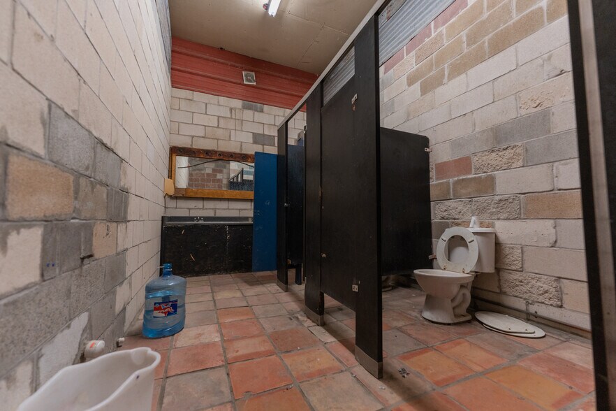 800 Cincinnati Ave, San Antonio, TX à vendre - Photo de l’immeuble – Image 3 sur 28