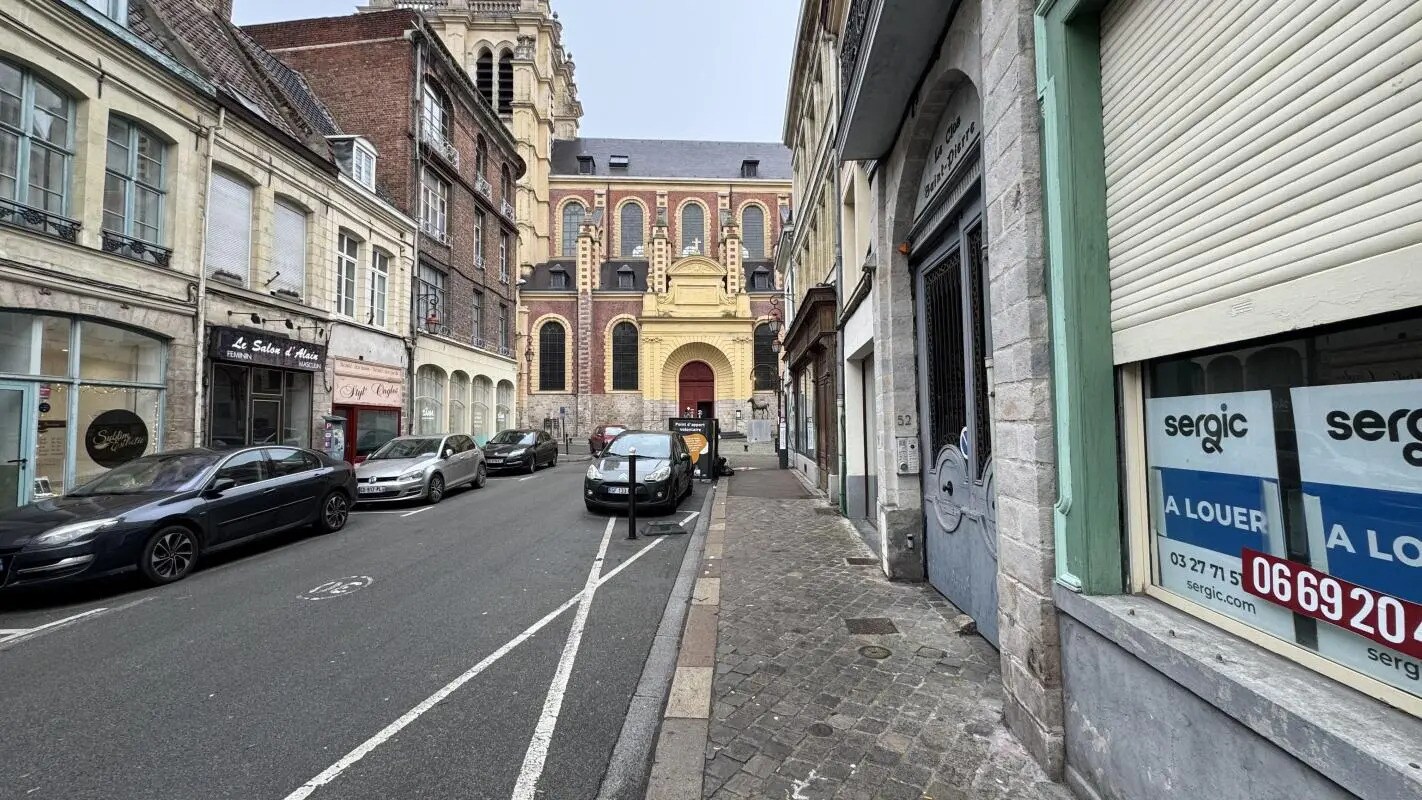 Local commercial dans Douai à louer Photo de l’immeuble– Image 1 sur 5