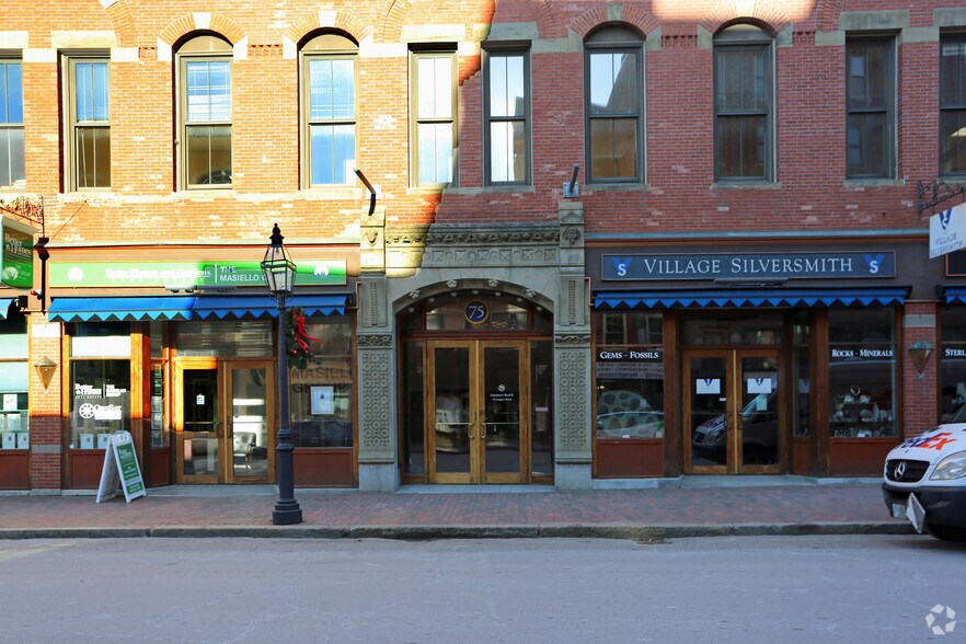 75 Congress St, Portsmouth, NH à louer - Photo de l’immeuble – Image 3 sur 35