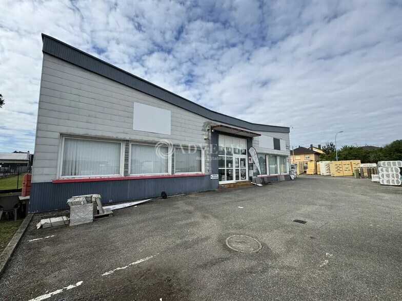 Local d’activités dans Reichstett à louer - Photo de l’immeuble – Image 1 sur 8