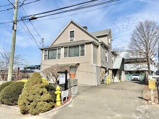 Plus de détails pour 39 Grenhart Rd, Stamford, CT - Local d'activités à louer
