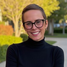 Colleen Wall