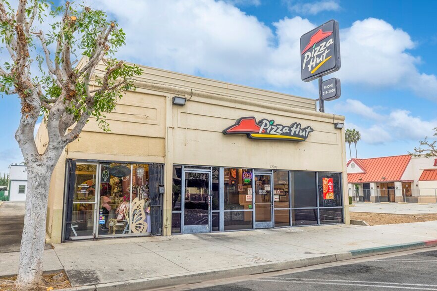 12203 Hawthorne Blvd, Hawthorne, CA à vendre - Photo de l’immeuble – Image 2 sur 39