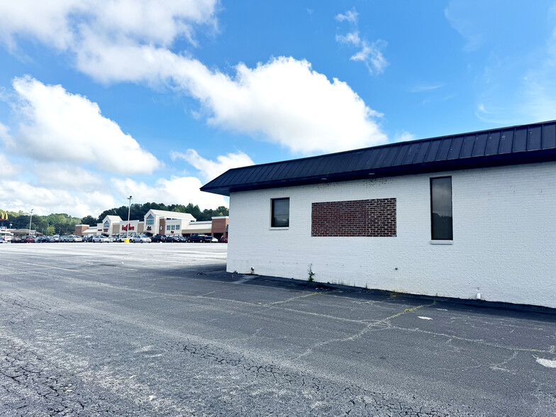 153 Scenic Plaza Dr, West Union, SC à louer - Photo de l’immeuble – Image 3 sur 8
