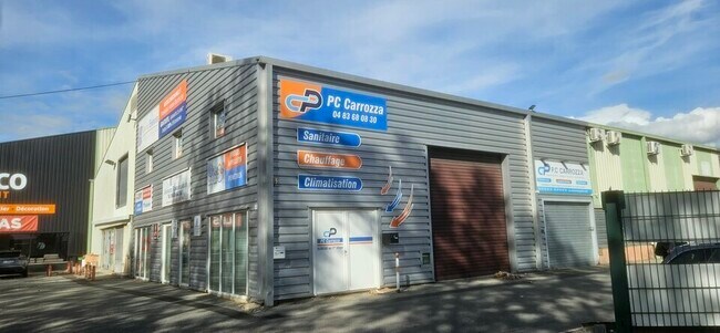 Plus de détails pour Local d’activités à vendre