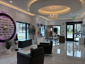 66 Main St, Hopkinton, MA à louer Photo intérieure– Image 2 sur 4