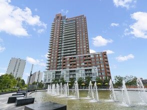 420 Harwood Ave, Ajax, ON à louer Photo de l’immeuble– Image 2 sur 9