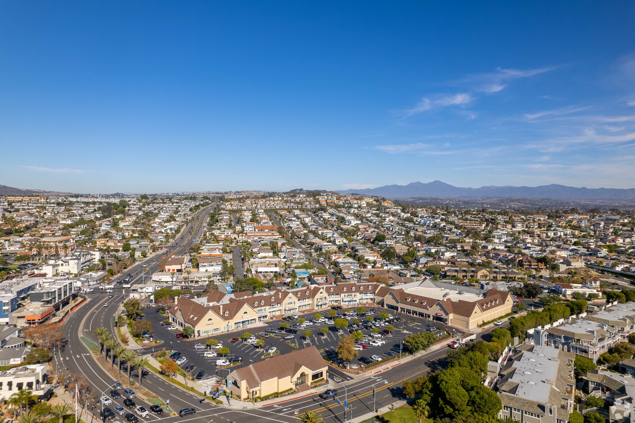 24821-24871 Del Prado, Dana Point, CA à louer Photo principale– Image 1 sur 11