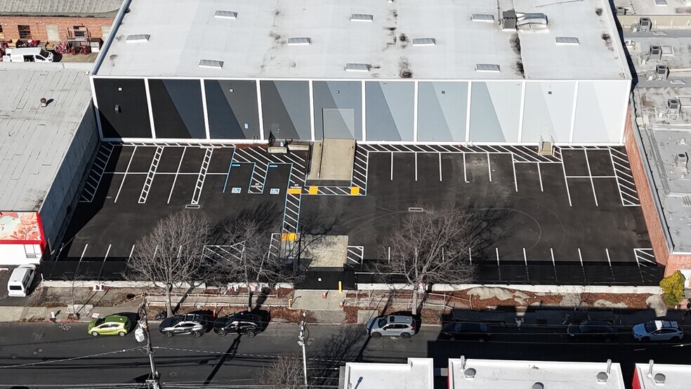 1295 67th St, Emeryville, CA à louer - Photo de l’immeuble – Image 3 sur 18