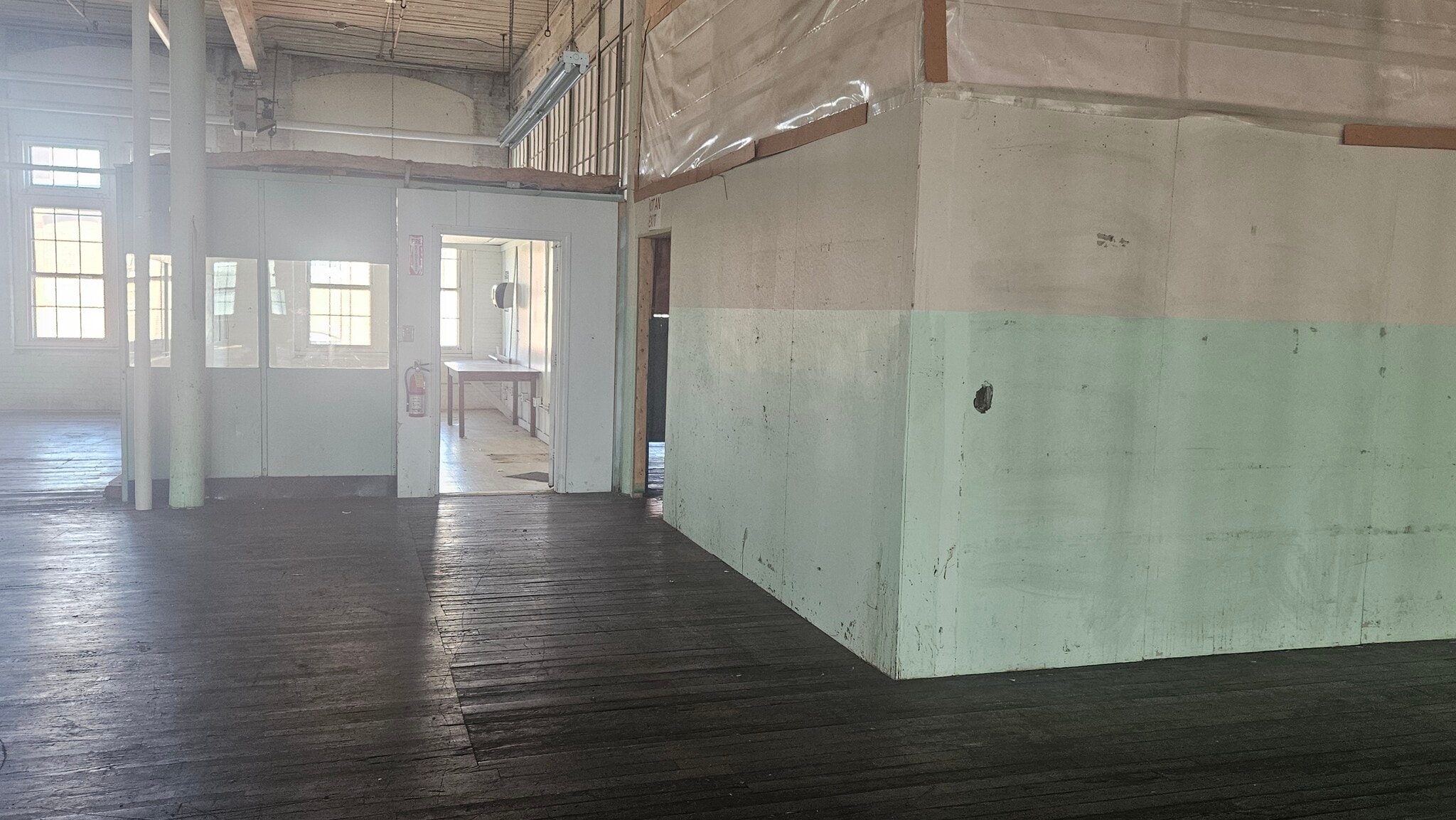 159 Singleton St, Woonsocket, RI à louer Photo intérieure– Image 1 sur 10