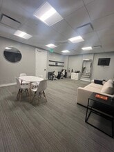 1695 NW 110th Ave, Miami, FL à louer Photo intérieure– Image 2 sur 4