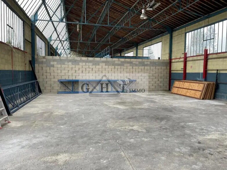 Industriel/Logistique dans Creil à vendre - Photo intérieure – Image 3 sur 4
