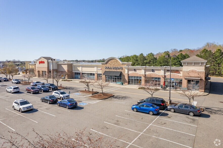 12551 Jefferson Ave, Newport News, VA à louer - Photo de l’immeuble – Image 2 sur 22
