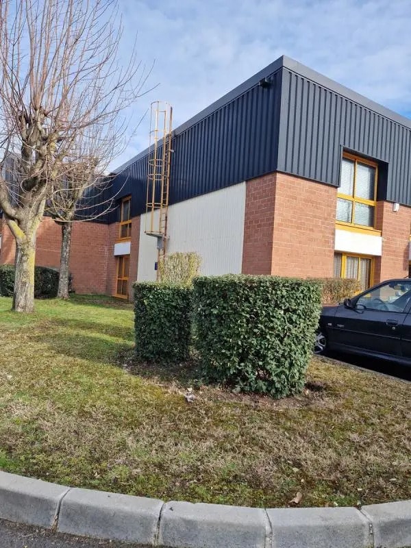 Bureau dans SAINT-OUEN-L'AUMONE à vendre Photo de l’immeuble– Image 1 sur 11