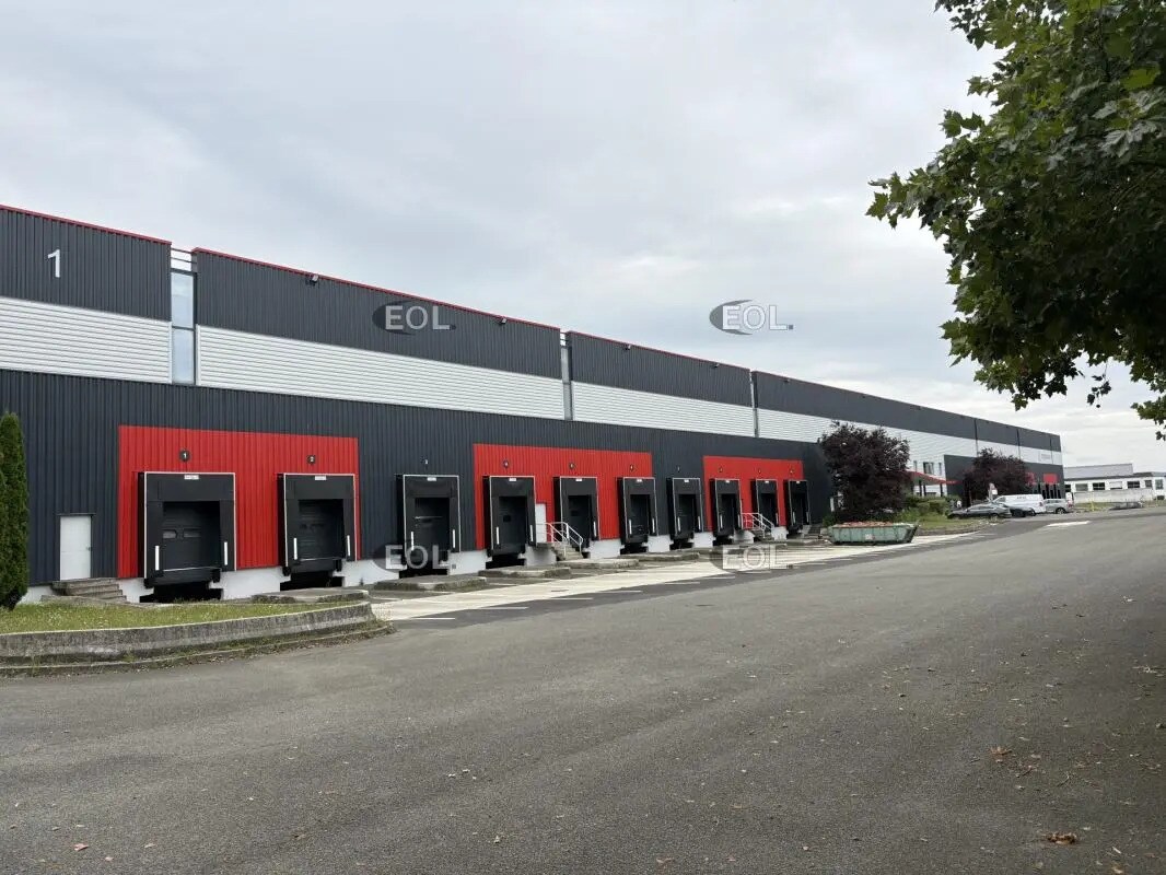 Industriel/Logistique dans Goussainville à louer Photo de l’immeuble– Image 1 sur 8