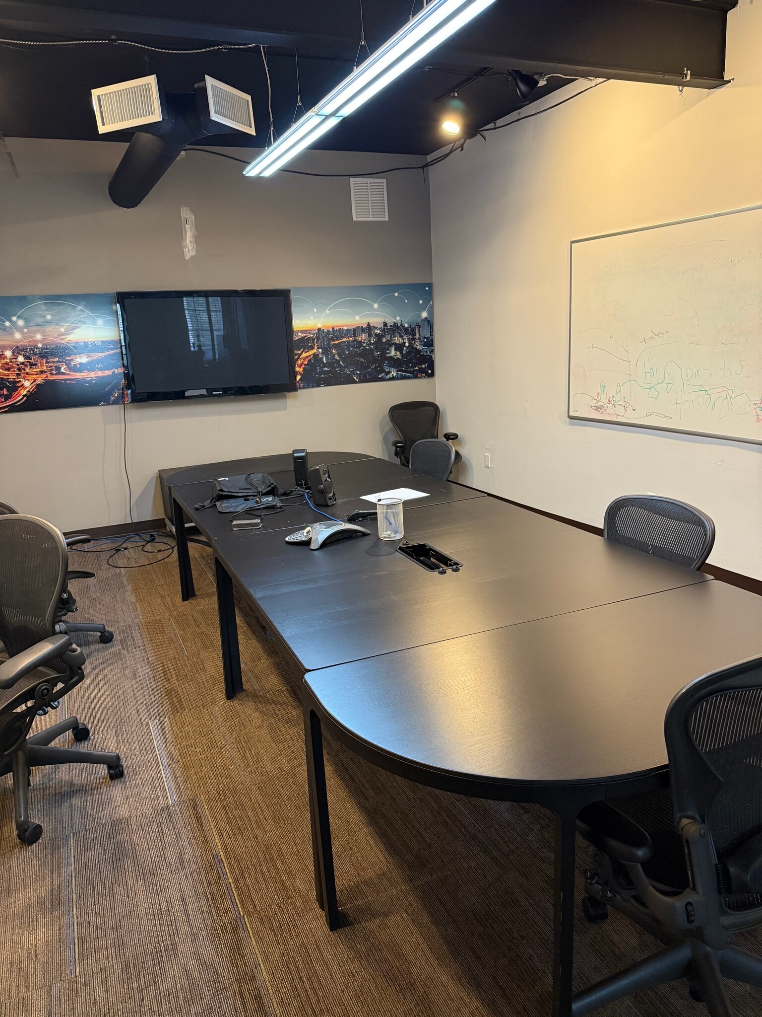 1605 E Plaza Dr, Tallahassee, FL à louer Photo intérieure– Image 1 sur 2