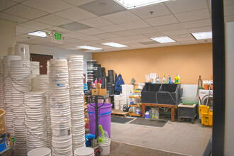 150 Professional Center Dr, Rohnert Park, CA à louer Photo intérieure– Image 2 sur 11