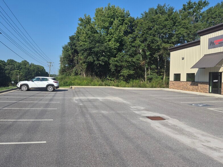 51 Clear Creek Pky, Lavonia, GA à louer - Autre – Image 3 sur 12