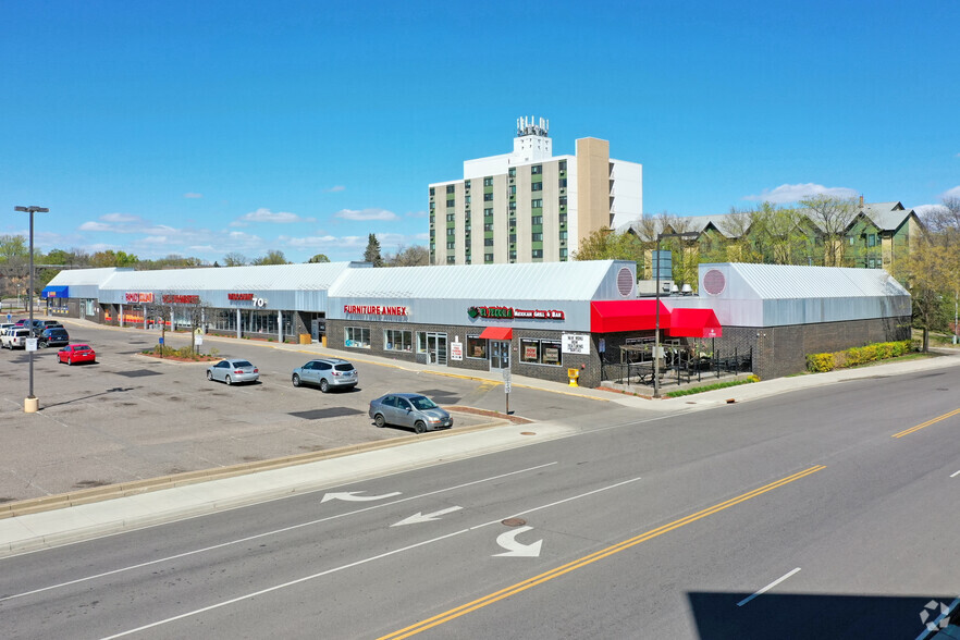 4001-4079 NE Central Ave, Minneapolis, MN à louer - Photo de l’immeuble – Image 1 sur 2