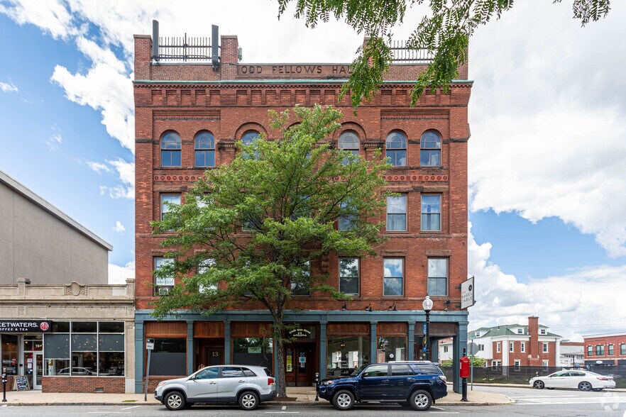 11 S Main St, Natick, MA à louer - Photo de l’immeuble – Image 3 sur 21