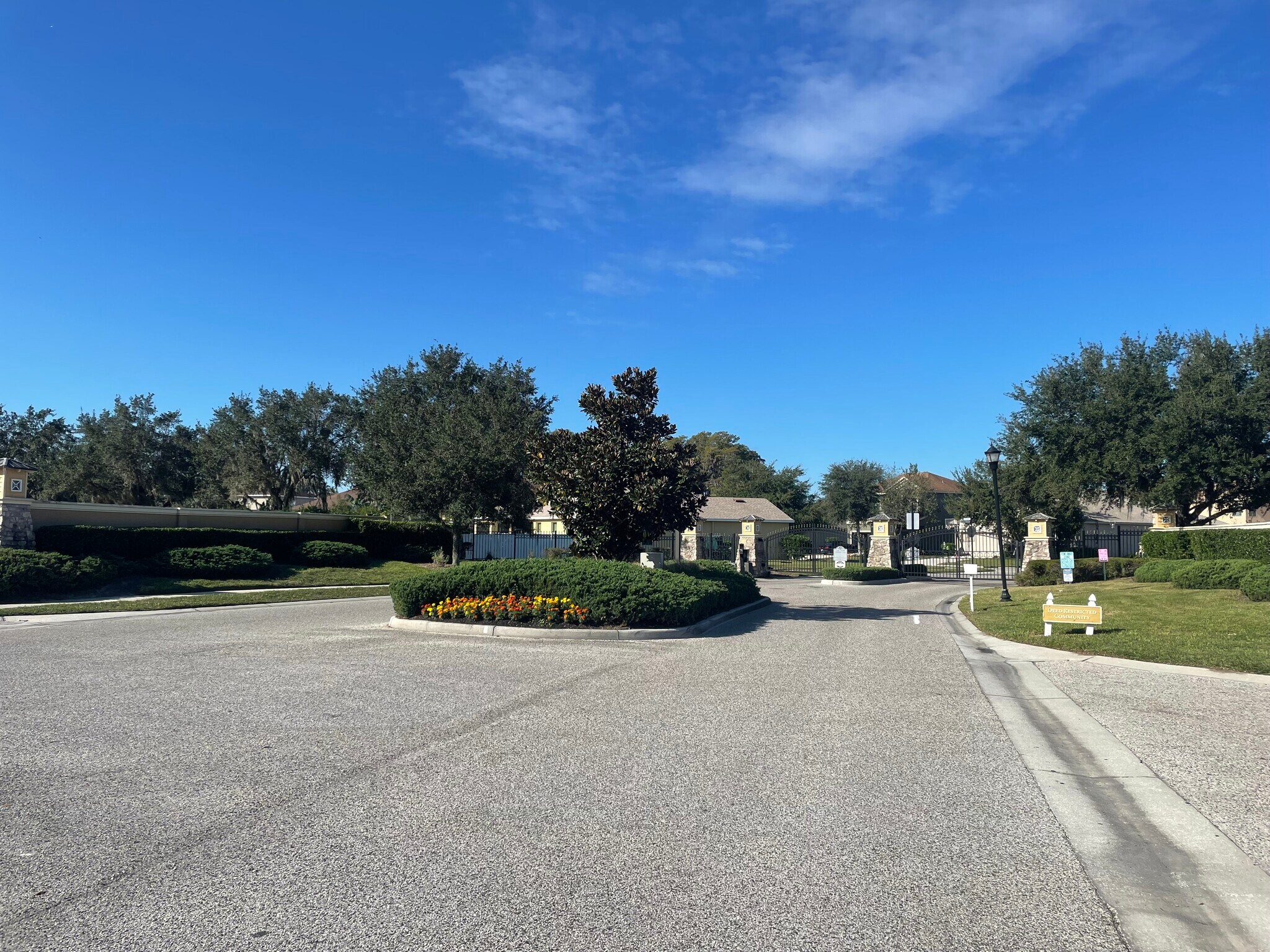 8821 Moon Lake Rd, New Port Richey, FL à vendre Photo principale– Image 1 sur 12