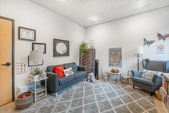 4865 Old Redwood Hwy, Santa Rosa, CA à louer Photo intérieure– Image 2 sur 3