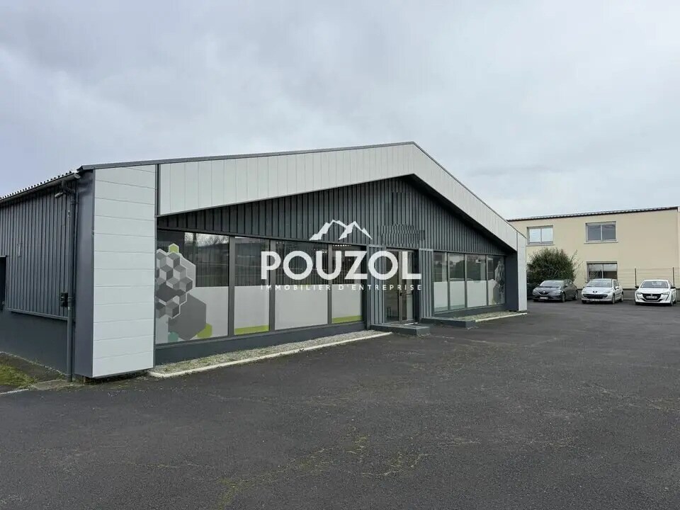 Local d’activités dans La Roche-Blanche à louer Photo principale– Image 1 sur 13