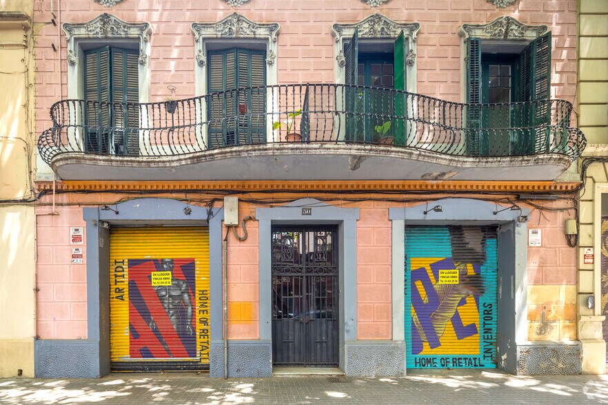 Local commercial dans Barcelone, Barcelona à louer - Photo de l’immeuble – Image 2 sur 4
