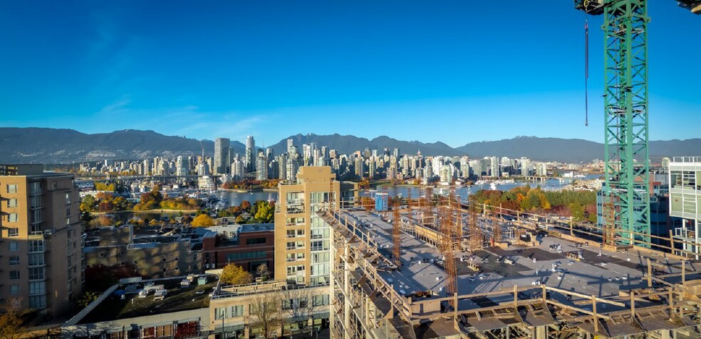 2511 Spruce St, Vancouver, BC à vendre - Photo de la construction – Image 3 sur 5