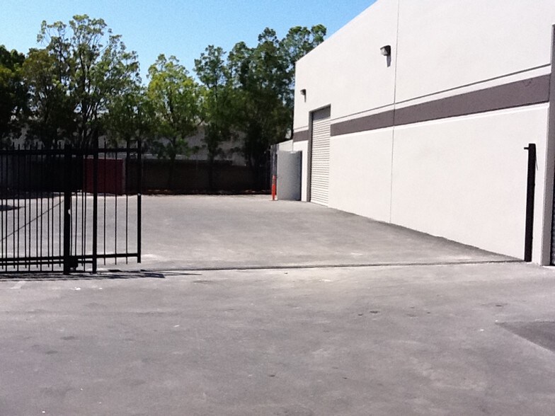 17307 Mount Wynne Cir, Fountain Valley, CA à louer - Photo de l’immeuble – Image 2 sur 10