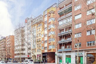 Plus de détails pour Local commercial à louer