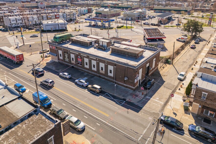 5223 Torresdale Ave, Philadelphia, PA à louer - Photo de l’immeuble – Image 2 sur 11