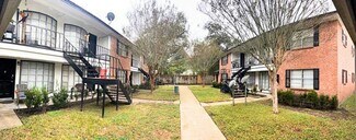 Plus de détails pour 404 S Hood St, Alvin, TX - Logement à vendre