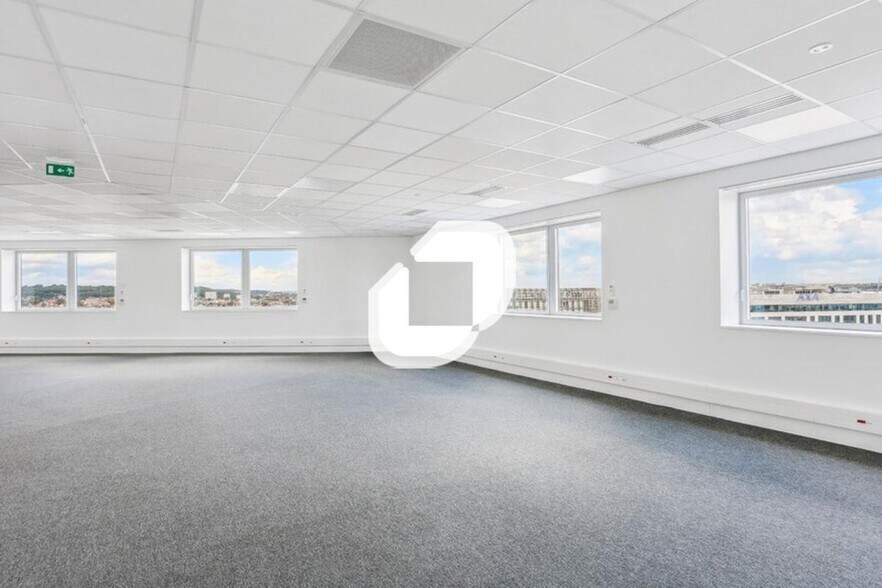 Bureau dans Fontenay-sous-Bois à louer - Photo intérieure – Image 2 sur 14